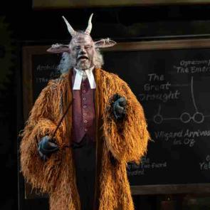 Kingsley Leggs as Doctor Dillamond in the National Tour of WICKED, Photo By Joan Marcus 